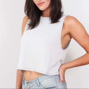 Cropped Muscle Tank